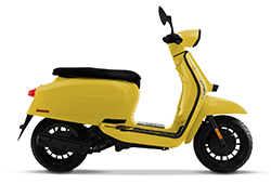 dzeltens motorolleris lambretta V125